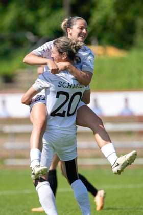 Soccer 2 Womens Bundesliga, Season 2023 2024, Matchday 24, SG 99 Andernach 1 FFC Turbine Potsdam on 12 05 2024 at Andernach Stadium in Andernach Noa Selimhodzic 1 FFC Turbine Potsdam, 21 celebrates with goal scorer Bianca Schmidt 1 FFC Turbine Potsdam, 20 the goal for 2 0 Important note According to the regulations of the DFL German Football League and the DFB German Football Association, it is prohibited to use or have used photographs taken in the stadium and or of the game in the form of sequential images and or video-like photo series Foto Kirchner Media TH Copyright: xKirchner-Media THx
