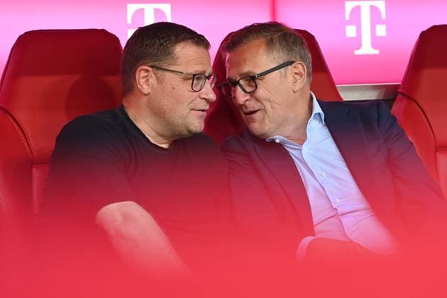 from left Max EBERL Chief Sports Officer FC Bayern Muenchen and Jan Christian DREESEN Chairman FCB sit together on the bench Football 1 Bundesliga Season 2023 2024, 33 Matchday, Matchday33, FC Bayern Muenchen VFL Wolfsburg 2 0 on 12 05 2024 , A L L I A N Z A R E N A