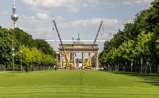 Artificial turf at the Brandenburg Gate on 17 May 2024 in Berlin The fan zone for the European Football Championships from 14 June to 14 July Artificial turf at the Brandenburg Gate