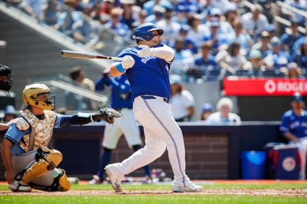 May 19, 2024, Toronto, On, CANADA: Toronto Blue Jays designated hitter Daniel Vogelbach (20) hits a single in the sixth inning of MLB, Baseball Herren, USA baseball action against the Tampa Bay Rays in Toronto on Sunday, May 19, 2024. Canada News - May 19, 2024  - ZUMAc35_ 20240519_zaf_c35_014 Copyright: xColexBurstonx