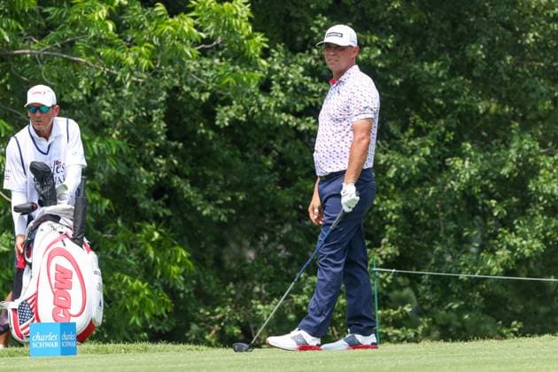 FORT WORTH, TX - MAY 25: Gary Woodland (USA) hits from the 12th tee during the Charles Schwab Challenge on May 25, 2024 at Colonial Country Club in Fort Worth, TX. (Photo by George Walker Icon Sportswire) GOLF: MAY 25 PGA, Golf Herren Charles Schwab Challenge EDITORIAL USE ONLY Icon24052562