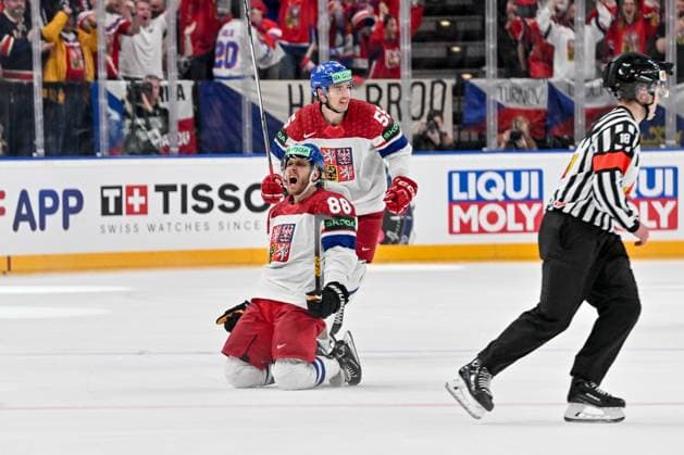 PRAGUE, CZECH REPUBLIC MAY 26 David Pastrnak of Czechia celebrate his goal during 2024 IIHF Ice Hockey World Championship Czechia Final match between Switzerland and Czech Republic at Prague Arena on May 26, 2024 in Prague, Czech Republic Prague Prague Arena Czech Republic Copyright: xJustPictures.ch AndreaxBrancax jp-en-EuSpIm-AB_26052024_AAB_0779