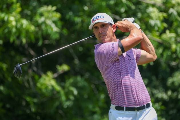 FORT WORTH, TX - MAY 26: Billy Horschel (USA) hits from the 12th tee during the Charles Schwab Challenge on May 26, 2024 at Colonial Country Club in Fort Worth, TX. (Photo by George Walker Icon Sportswire) GOLF: MAY 26 PGA, Golf Herren Charles Schwab Challenge EDITORIAL USE ONLY Icon240526008