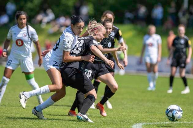 Soccer 2 Womens Bundesliga, Season 2023 2024, Matchday 24, SG 99 Andernach 1 FFC Turbine Potsdam on 12 05 2024 at the Andernach Stadium in Andernach duel between Maria Almasri 1 FFC Turbine Potsdam, 23 and Alina Wagner SG 99 Andernach, 28 Important note In accordance with the regulations of the DFL German Football League and the DFB German Football Association, it is prohibited to use or have used photographs taken in the stadium and or of the match in the form of sequential images and or video-like photo series Foto Kirchner Media TH Copyright: xKirchner-Media THx