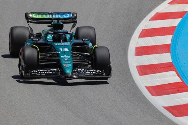 18 Lance Stroll (can) Aston Martin Aramco Formula One Team41 (gbr) Aston Martin AMR2442 Mercedes, during the 2024 Formula 1 Spain Grand Prix, 10th round of the 2024 Formula 1 World Championship, WM, Weltmeisterschaft from June 21 to 23, 2024 at the Barcelona Catalunya Circuit. FORMULE 1 : Grand Prix d Espagne - FIA - Montmelo - 21 06 2024 MPSAgency Panoramic