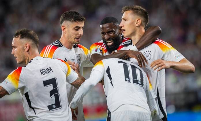 Dortmund, Germany 29th Jun 2024 Goal celebration David Raum DFB Kai Havertz DFB Antonio Rüdiger DFB Nico Schlotterbeck DFB Jamal Musiala DFB Germany Denmark Germany Denmark 29 06 2024