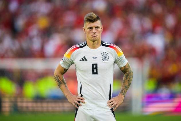 240705 Toni Kroos of Germany looks dejected after the UEFA Euro 2024 Football Championship quarterfinal between Spain and Germany on July 5, 2024 in Stuttgart Photo Mathias Bergeld BILDBYRAN code MB MB0942 fotboll football soccer fotballs em europamästerskap em uefa euro uefa european football championship euro 2024 kvartfinal quarterfinal quarterfinals spanien spain deutschland germany bbeng depp  Copyright: MATHIASxBERGELD BB240705MB087
