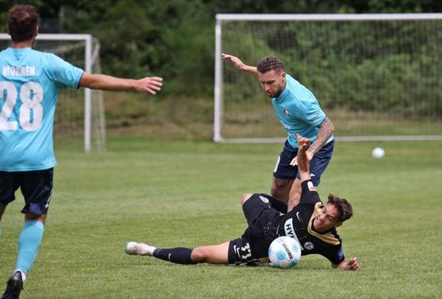 05 07 2024, Football, Men, Test match, Season 2024 2025, SV 07 Elversberg FC Swift Hesperingen, Anthony Schmid FC Swift Hesperingen Frederik Schmahl SV 07 Elversberg Friedrichsthal Sportanlage am Franzschacht Saarland Germany EN Copyright: xFabianxKleerx