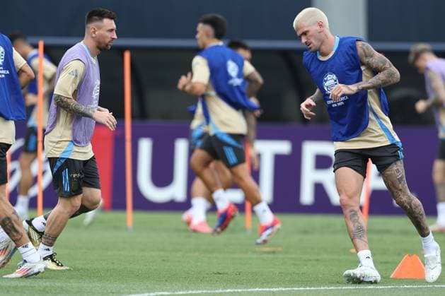 Argentina s forward Lionel Messi takes part in a training session ahead the match against Colombia for the Copa America USA 2024 final match, at Florida International University FIU , Miami, on July 13, 2024 MIAMI UNITED STATES Copyright: xALEJANDROxPAGNIx