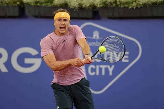 Tennis Men ATP, Tennis Men Tour 500 European Open Hamburg, Hamburg Open ATP 500 2024 , 17 07 2024 , Alexander Zverev GER plays a backhand Copyright: FernandoxSoares