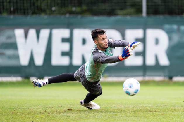 AUT, 1 FBL, Werder Bremen training camp day 06, training session in the morning 22 07 2024, Park Stadium, Zell am Ziller, AUT, 1 FBL, Werder Bremen training camp day 06, training session in the morning In the picture Mio Backhaus Werder Bremen 30 nordphotoxGmbHxx xChristianxSchulze nph000300