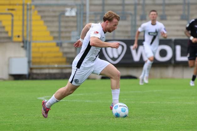 27 07 2024, Football, Men, Test match, Season 2024 2025, SV 07 Elversberg FC Viktoria Köln, Dominik Martinovic SV 07 Elversberg Elversberg Ursapharm Arena an der Kaiserlinde Saarland Germany EN Copyright: xSebastianxBachx
