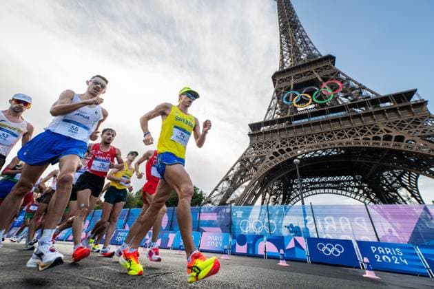 240801 Perseus Karlström of Sweden competes in men s 20 km race walk during day 6 of the Paris 2024 Olympic Games on August 1, 2024 in Paris Photo Vegard Grott BILDBYRAN code VG VG0641 olympic games olympics os ol olympiska spel olympiske leker paris 2024 paris os paris ol bbeng race walk kappgang sweden sverige  Copyright: VEGARDxGRoTT BB240801VG005