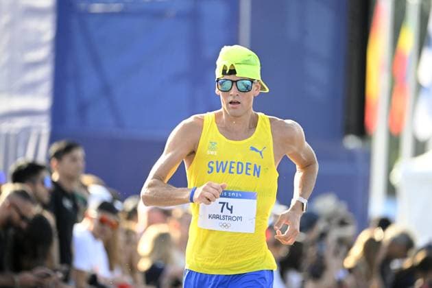 Perseus Karlström (74) of Sweden competes during men s 20km race walk in athletics at the Paris Summer Olympic Games, Olympische Spiele, Olympia, OS in Trocadero on August 1, 2024. Paris France LKFTJK20240801101241LVHZ  Copyright: xHeikkixSaukkomaax LKFTJK20240801101241LVHZ