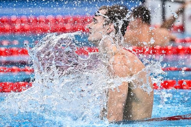 Hubert Kos of Hungary celebrates after winning the gold medal in the swimming 200m Backstroke Men Final during the Paris 2024 Olympic Games, Olympische Spiele, Olympia, OS at La Defense Arena in Paris (France), August 01, 2024. Giorgio Scala