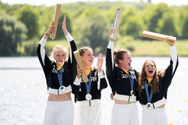 PASZEK Paulina, HAKE Jule Marie, JAGSCH Pauline, BRUESSLER Sarah Germany, womens kayak foursome, 500 meters cheering on the podium at the award ceremony for second place and the silver medal, FRA, Olympic Games Paris 2024, Canoe Sprint, 08 08 2024 FRA, Olympic Games Paris 2024, Canoe Sprint, 08 08 2024 Vaires sur Marne Copyright: xEibner-Pressefoto Memmlerx EP_MMR