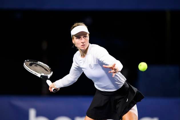 August 10, 2024, Toronto, On, Canada: Liudmila Samsonova of Russia hits a return to Diana Shnaider of Russia in a quarter-final match at the National Bank Open, in Toronto on Saturday August 10, 2024. Canada News - August 10, 2024  - ZUMAc35_ 20240810_zaf_c35_295 Copyright: xChristopherxKatsarovx