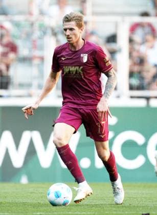 Kristijan Jakic . Test-Spiel FC Augsburg - Olympique Marseille . Fußball: Bundesliga Fußball Test-Spiel in WWK-Arena Stadion , Augsburg , Bayern , Deutschland . August 10, 2024. Copyright: xx