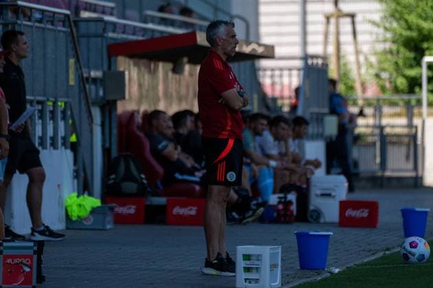 11 08 2024, xhfmx, Fußball Regionalliga Suedwest, FSV Mainz 05 U23 FC 08 Homburg emspor, Danny Schwarz Trainer FC 08 Homburg DFL DFB REGULATIONS PROHIBIT ANY USE OF PHOTOGRAPHS as IMAGE SEQUENCES and or QUASI VIDEO Mainz