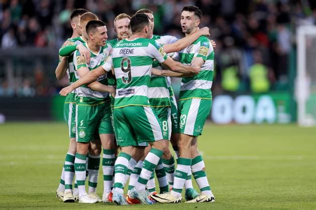 UEFA Europa League Third Qualifying Round Second Leg, Tallaght Stadium, Dublin 15 8 2024 Shamrock Rovers vs Celje Shamrock Rovers Neil Farrugia celebrates scoring a goal with teammates Neil Farrugia celebrates scoring a goal with teammates 15 8 2024  Copyright: x INPHO LaszloxGeczox LG_001759