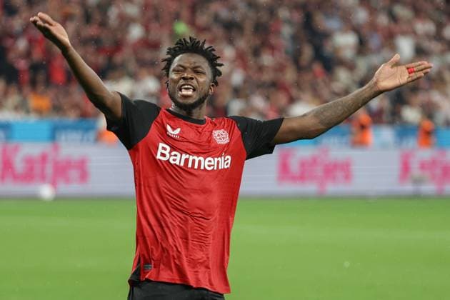 Supercup 2024 Bayer 04 Leverkusen VfB Stuttgart on 17 08 2024 at the BayArena in Leverkusen Edmond Tapsoba Leverkusen 12 fires up the fans and cheers for his converted penalty kick MH