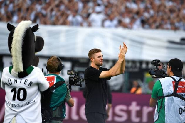 Christoph Kramer was officially bid farewell before the match 23 08 2024, Football 1 Bundesliga, 1 Matchday, Season 2024 2025 Borussia Mönchengladbach Bayer 04 Leverkusen 2 3 Moenchengladbach Borussia Park Nordrhein Westfalen Germany Team2