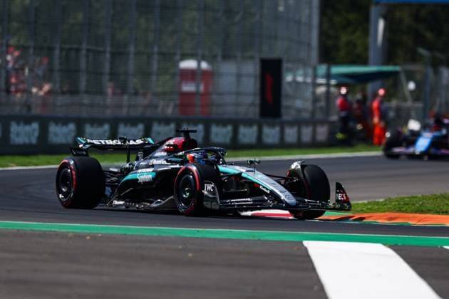 KIMI ANTONELLI Andrea (ita), Mercedes AMG F1 Team W15, action, during the Formula 1 Pirelli Gran Premio d’Italia 2024, Italian Grand Prix 2024, 16th round of the 2024 Formula One World Championship, WM, Weltmeisterschaft from August 30 to September 1, 2024 on the Autodromo Nazionale Monza, in Monza, Italy - F1 - ITALIAN GRAND PRIX 2024 DPPI Panoramic  240830_R16_ITALIA_DP_FG0O3217
