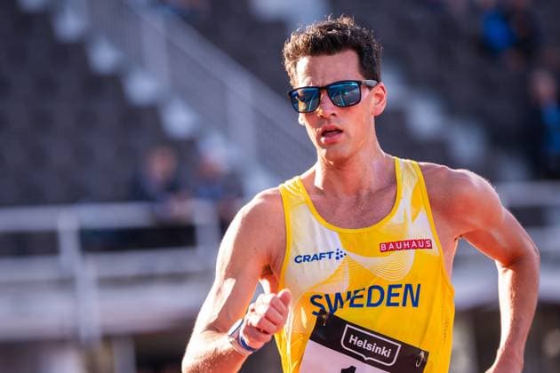 240831 Perseus Karlström of Sweden competes in the men™2 10 km race walk during day 2 of the athletics gala Finnkampen on August 31, 2024 in Helsinki Photo Kalle Parkkinen BILDBYRAN COP 211 KP0064 friidrott athletics friidrett finnkampen 2 bbeng sverige  Copyright: KALLExPARKKINEN BB240831BB944