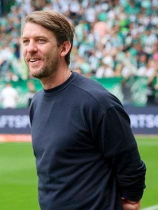 Head of Licensing Peter Niemeyer Werder Bremen smiles, Bundesliga, SV Werder Bremen v Borussia Dortmund, Weser Stadium on August 31, 2024 in Bremen, Germany Photo by Marco Steinbrenner DeFodi Images Head of Licensing Peter Niemeyer Werder Bremen smiles, Bundesliga, SV Werder Bremen v Borussia Dortmund, Weser Stadium, August 31, 2024 in Bremen, Germany Photo by Marco Steinbrenner DeFodi Images DFL regulations prohibit any use of photographs as image sequences and or quasi video Defodi 700 bremen bvb 20240831 151 Defodi-700 DFL regulations prohibit any use of photographs as image sequences and or quasi-video.
