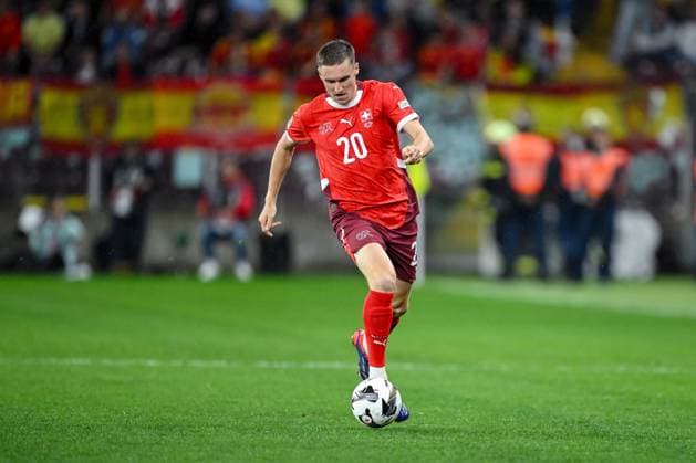 Michel Aebischer Switzerland controls the ball during the UEFA Nations League 2024 2025 League A Group 4 match between Switzerland and Spain at Stade de Geneve on September 8, 2024 in Geneva, Switzerland Defodi 541 SFVESP240908 187 Defodi-541