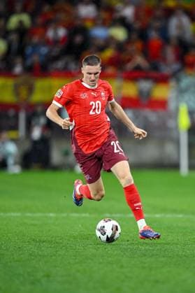 Michel Aebischer Switzerland controls the ball during the UEFA Nations League 2024 2025 League A Group 4 match between Switzerland and Spain at Stade de Geneve on September 8, 2024 in Geneva, Switzerland Defodi 541 SFVESP240908 186 Defodi-541