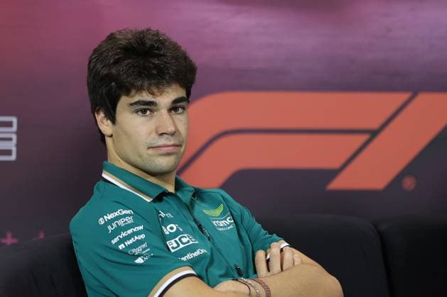 18 Lance Stroll (CAN) Aston Martin Aramco Formula One Team41 (GBR) Aston Martin AMR2442 Mercedes, during the 2024 Formula 1 Singapore Grand Prix, 18th round of the 2024 Formula 1 World Championship, WM, Weltmeisterschaft from September 20 to 22, 2024 at the Singapore Circuit. FORMULE 1 : Grand Prix de Singapour - 19 09 2024 FORMULE 1 : Grand Prix de Singapour - 19 09 2024 MPSAgency Panoramic