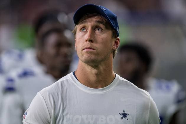 NFL, American Football Herren, USA 2018: Cowboys vs Texans AUG 30 August 30, 2018: Dallas Cowboys linebacker Sean Lee watches during the 2nd quarter of a preseason NFL football game between the Houston Texans and the Dallas Cowboys at NRG Stadium in Houston, TX. The Texans won the game 14 to 6...Trask Smith CSM Houston TX U.S. EDITORIAL USE ONLY Copyright: xx ZUMA-20180830_zaf_c04_125.jpg TraskxSmithx csmphototwo422669