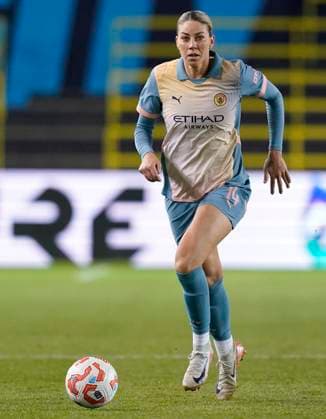 Manchester, England, 26th September 2024. Alanna Kennedy of Manchester City during the UEFA Womens Champions League match at the Academy Stadium, Manchester. Picture credit should read: Andrew Yates Sportimage EDITORIAL USE ONLY. No use with unauthorised audio, video, data, fixture lists, club league logos or live services. Online in-match use limited to 120 images, no video emulation. No use in betting, games or single club league player publications. SPI-3335-0048