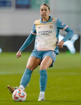 Manchester, England, 26th September 2024. Alanna Kennedy of Manchester City during the UEFA Womens Champions League match at the Academy Stadium, Manchester. Picture credit should read: Andrew Yates Sportimage EDITORIAL USE ONLY. No use with unauthorised audio, video, data, fixture lists, club league logos or live services. Online in-match use limited to 120 images, no video emulation. No use in betting, games or single club league player publications. SPI-3335-0049
