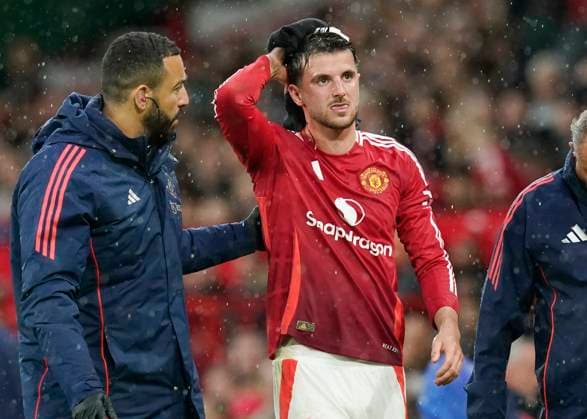 Manchester, England, 29th September 2024. Mason Mount of Manchester United, ManU leaves the game with a head injury during the Premier League match at Old Trafford, Manchester. Picture credit should read: Andrew Yates Sportimage EDITORIAL USE ONLY. No use with unauthorised audio, video, data, fixture lists, club league logos or live services. Online in-match use limited to 120 images, no video emulation. No use in betting, games or single club league player publications. SPI-3344-0076