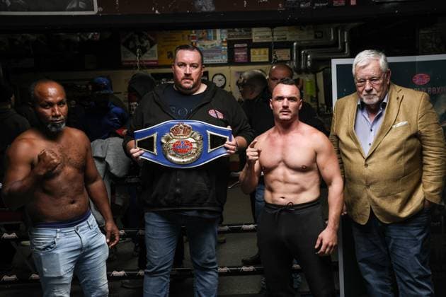 Boxing Boxing in the North, Waage, Hamburg, 02 10 2024 WBF World Championship f l Oelfen Padilla COL , Chris Rösen, Angelo Europa Frank and Thomas Nissen
