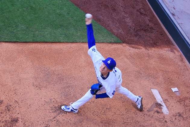 October 5, 2024, Los Angeles, California, USA: Starting pitcher, Yoshinobu Yamamoto 18 during warmups prior to the NLDS Game 1 against the San Diego Padres on Saturday October 5, 2024 at Dodger Stadium in Los Angeles, California in preparation to face the San Diego Padres JAVIER ROJAS PI Los Angeles USA - ZUMAp124 20241005_zaa_p124_001 Copyright: xJavierxRojasx