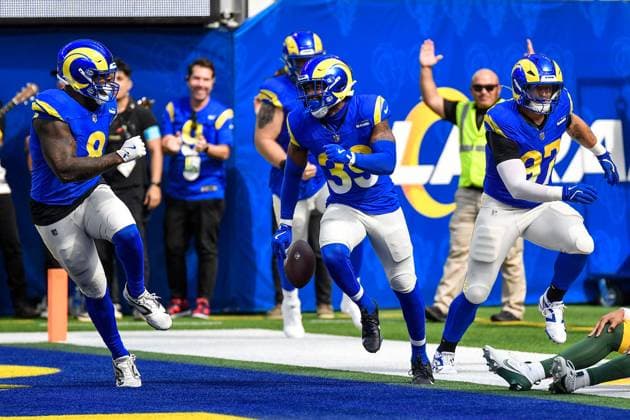 NFL, American Football Herren, USA 2024: Packers vs Rams OCT 06 October 6, 2024 Inglewood, CA.Los Angeles Rams safety Jaylen McCollough (39) reacts after scoring a touchdown on the interception in action in the second quarter during the NFL football game. Green Bay Packers vs. Los Angeles Rams.Mandatory Photo Credit: Louis Lopez Cal Media (Credit Image: Â Louis Lopez Cal Sport Media) Inglewood California United States of America EDITORIAL USE ONLY Copyright: xx ZUMA-20241006_zma_c04_084.jpg LouisxLopezx csmphotothree303373