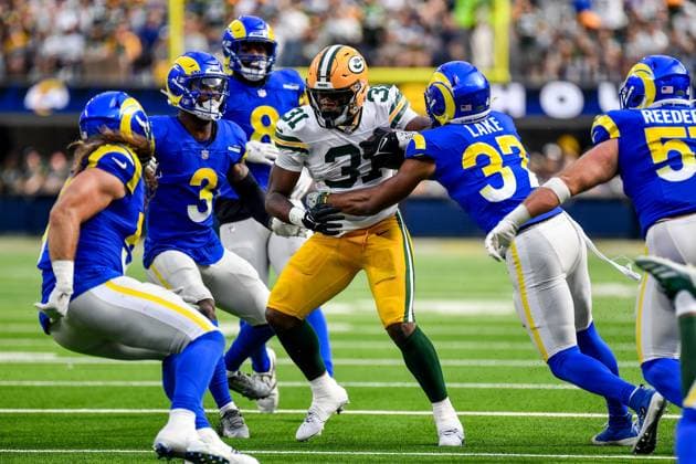 NFL, American Football Herren, USA 2024: Packers vs Rams OCT 06 October 6, 2024 Inglewood, CA.Green Bay Packers running back Emanuel Wilson (31) runs in action in the third quarter during the NFL football game. Green Bay Packers vs. Los Angeles Rams.Mandatory Photo Credit: Louis Lopez Cal Media (Credit Image: Â Louis Lopez Cal Sport Media) Inglewood California United States of America EDITORIAL USE ONLY Copyright: xx ZUMA-20241006_zma_c04_113.jpg LouisxLopezx csmphotothree303406