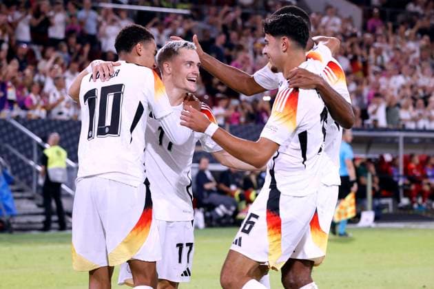 WIRTZ Florian Team Germany cheers after his goal with MUSIALA Jamal and PAVLOVIC Aleksandar UEFA Nations League 2025 match Germany Hungary 5 0 on 07 09 2024 in Duesseldorf DFL REGULATIONS PROHIBIT ANY USE OF PHOTOGRAPHS as IMAGE SEQUENCES and or QUASI VIDEO Copyright: xLacixPerenyix