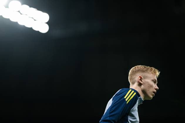 241008 Hugo Larsson of the Swedish men™s national football team during a training session on October 8, 2024 in Stockholm Photo Maxim ThorÃ BILDBYRAN code MT MT0674 fotboll football soccer fotball nations league träning practice training sverige sweden sverige a bbeng  Copyright: MAXIMxTHORE BB241008MT023