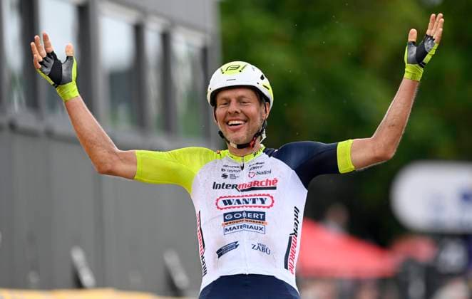 Brussels Cycling Classic 2022 Cycling Race BRUSSELS, BELGIUM - JUNE 05 : Van Der Hoorn Taco (NED) of Intermarche - Wanty - Gobert Materiaux celebrates the win during the Flanders Classics 10th Brussels Cycling Classic cycling race with start and finish in Brussels on June 05, 2022 in Brussels, Belgium, 5 06 2022 Brussels Belgium  Copyright: xNicoxVereeckenx 10983689-080