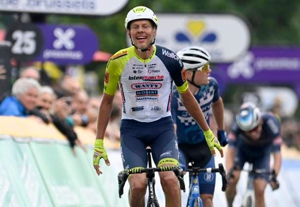 Brussels Cycling Classic 2022 Cycling Race BRUSSELS, BELGIUM - JUNE 05 : Van Der Hoorn Taco (NED) of Intermarche - Wanty - Gobert Materiaux celebrates the win pictured during the Flanders Classics 10th Brussels Cycling Classic cycling race with start and finish in Brussels on June 05, 2022 in Brussels, Belgium, 5 06 2022 Brussels Belgium  Copyright: xNicoxVereeckenx 10983689-081
