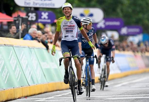 Brussels Cycling Classic 2022 Cycling Race BRUSSELS, BELGIUM - JUNE 05 : Van Der Hoorn Taco (NED) of Intermarche - Wanty - Gobert Materiaux celebrates the win during the Flanders Classics 10th Brussels Cycling Classic cycling race with start and finish in Brussels on June 05, 2022 in Brussels, Belgium, 5 06 2022 Brussels Belgium  Copyright: xNicoxVereeckenx 10983689-089
