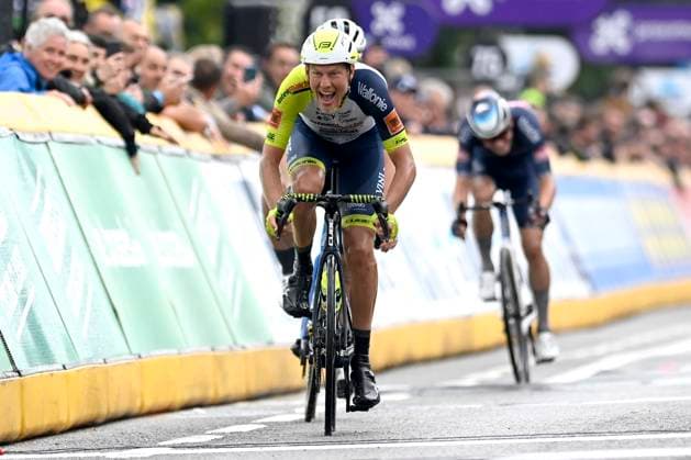 Brussels Cycling Classic 2022 Cycling Race BRUSSELS, BELGIUM - JUNE 05 : Van Der Hoorn Taco (NED) of Intermarche - Wanty - Gobert Materiaux winning in front of Willems Thimo (BEL) of Minerva Cycling and Bayer Tobias (AUT) of Alpecin-Fenix the Flanders Classics 10th Brussels Cycling Classic cycling race with start and finish in Brussels on June 05, 2022 in Brussels, Belgium, 5 06 2022 Brussels Belgium  Copyright: xNicoxVereeckenx 10983689-107