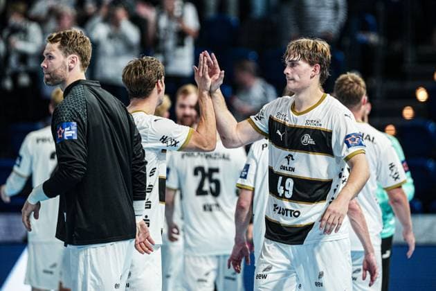 THW Kiel jubilant after victory end of match GER, THW Kiel vs Bathco BM Torrelavega, Handball, EHF European League, Matchday 1, Season 2024 2025, 08 10 2024 GER, THW Kiel vs Bathco BM Torrelavega, Handball, EHF European League, Matchday 1, Season 2024 2025, 08 10 2024 Kiel Copyright: xEibner-Pressefoto MarcelxvonxFehrnx EP_MFN