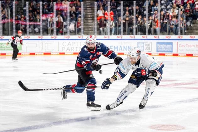 10 10 2024 Ice Hockey Season 2024 2025 Penny DEL Nuremberg Ice Tigers Icetigers Iserlohn Roosters ThHa xthxhax Charlie Gerard 95, Nuremberg Ice Tigers, NIT Stanislav Dietz 67, Iserlohn Roosters