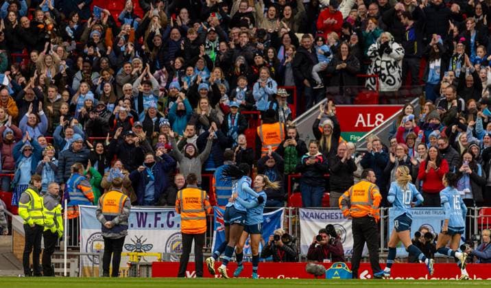 Football - FA Women™s Super League - Liverpool FC Women v Manchester City FC Women LIVERPOOL, ENGLAND - Sunday, October 13, 2024: Manchester City s Khadija Shaw celebrates after scoring the winning second goal during the FA Women™s Super League game between Liverpool FC Women and Manchester City FC Women at Anfield. Man City won 2-1. (Photo by David Rawcliffe Propaganda) LIVERPOOL Anfield MERSEYSIDE ENGLAND Copyright: xPropagandaxPhotoxAgencyx P2024-10-13-Liverpool_W_Man_City_W-87