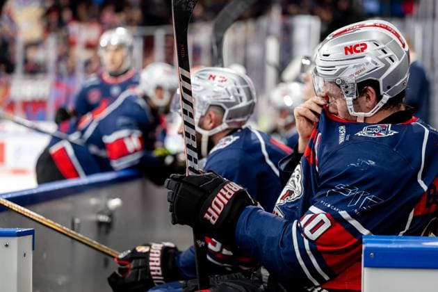 13 10 2024 Ice Hockey Season 2024 2025 Penny DEL Nuremberg Ice Tigers Icetigers Straubing Tigers ThHa xthxhax Evan Barratt 10, Nuremberg Ice Tigers, NIT